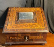 Late 17th / Early 18th Century Marquetry Lace Box