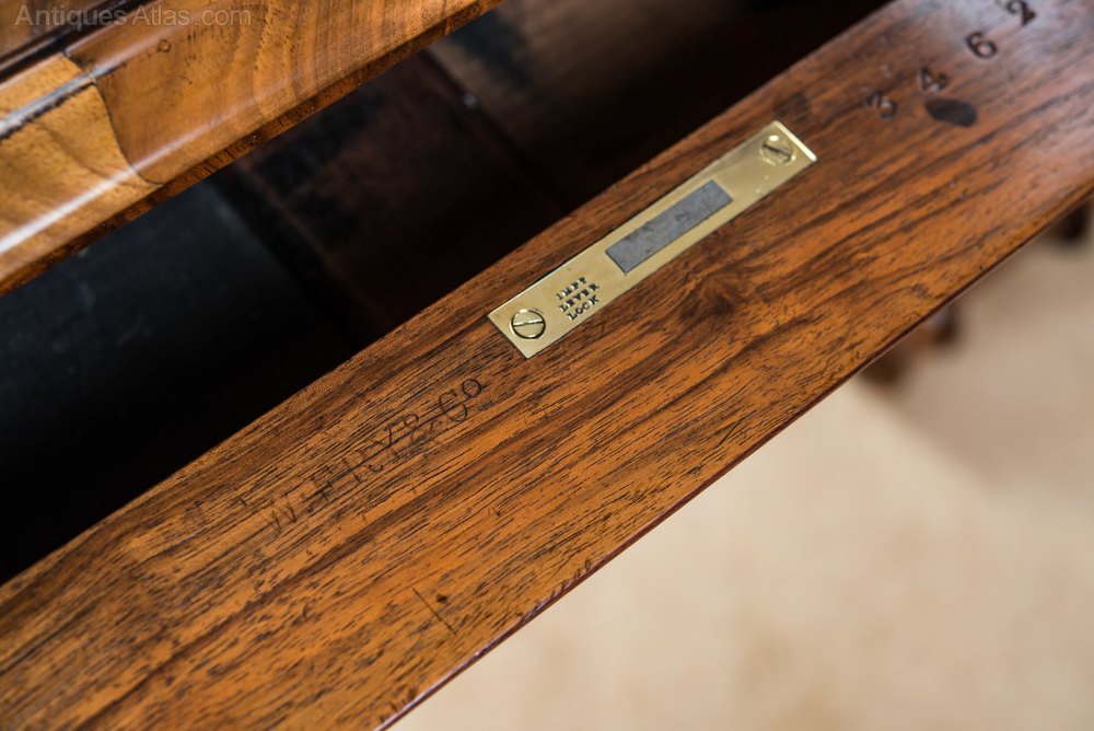 Antique Irish Walnut Library Table Desk By W F Fry Antiques Atlas