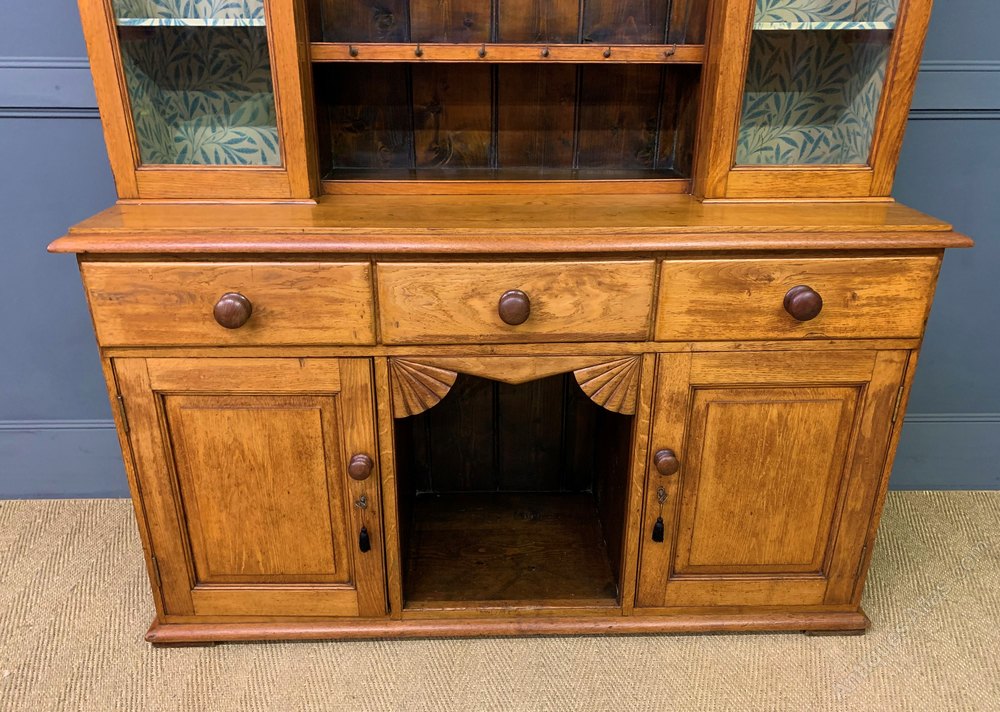 19th Century Oak Country Kitchen Dresser Antiques Atlas