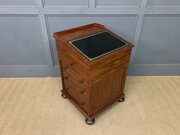 Gillows Early Victorian Mahogany Davenport