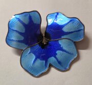 Vintage David Andersen Gilt & Enamel Pansy Brooch.
