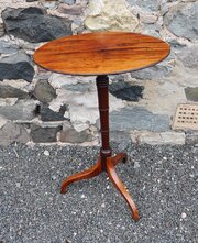 Georgian Oval Top Tripod Wine Table