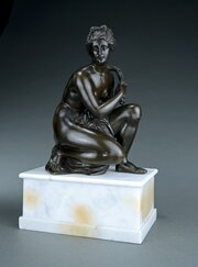 Grand Tour Bronze Of The Crouching Venus