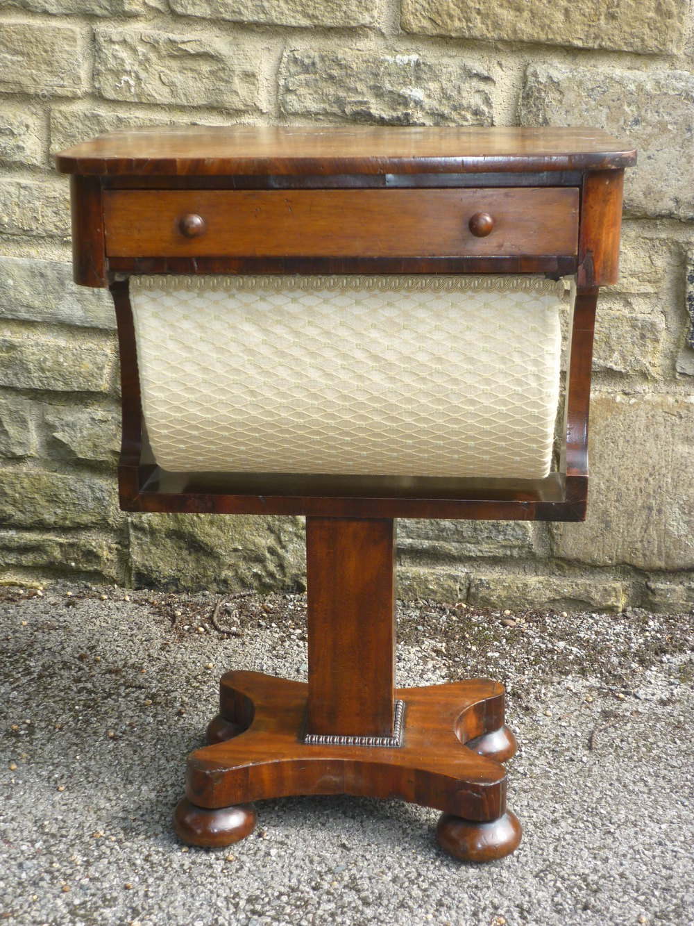 A Early Mohogany Victorian Work Table Antiques Atlas