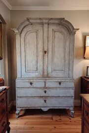 Stunning Rococo Period Painted Cabinet