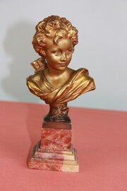 Small Bronze Bust Signed Leonard On A Marble Base
