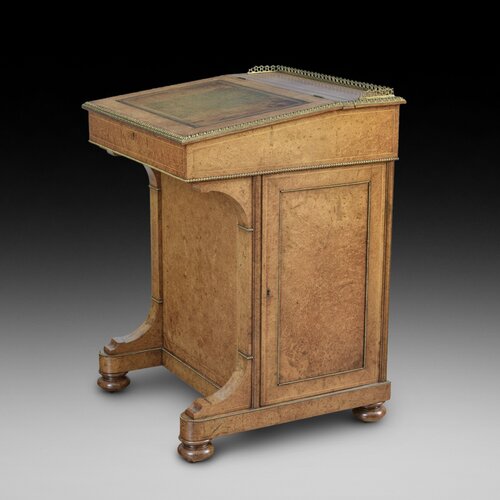 Mid 19thC Amboyna & Brass Mounted Davenport