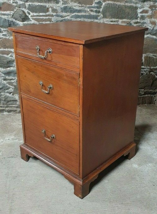 Chest Of Drawers 1790 Mahogany Antiques Atlas