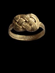 Gold 16th - 17th Century Lovers Knot Ring 