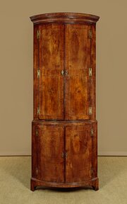 Georgian Mahogany Bow Front Corner Cupboard C.1800