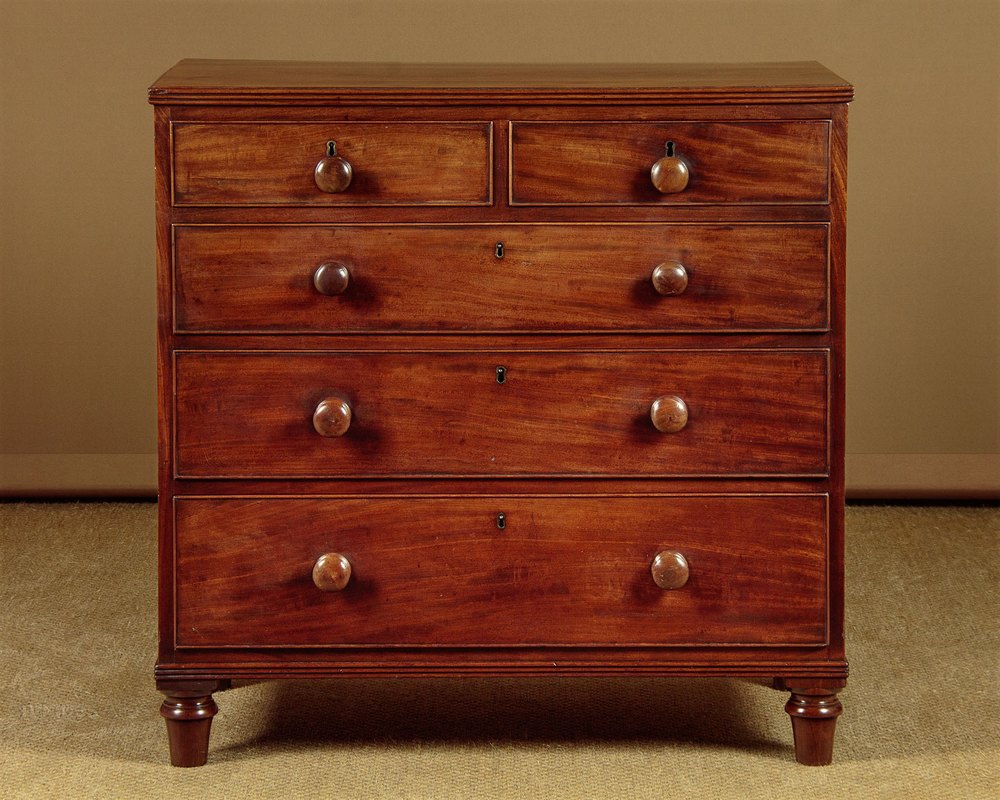 Small Mahogany Chest Of Drawers C.1820 Antiques Atlas