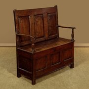 Small Oak Box Settle C.1760