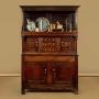 Small Welsh Oak Cwpwrdd Tridarn c.1760