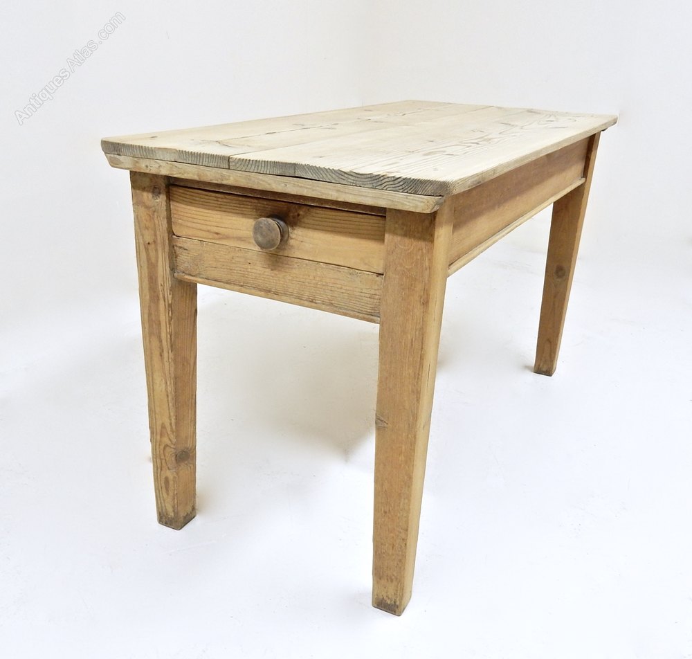 Small Pine Kitchen Table Antiques Atlas