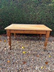 Victorian Scrub-top Pine Farmhouse Table