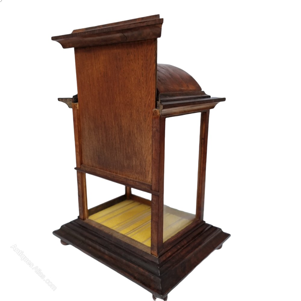 Small Table Top Display Antiques Atlas