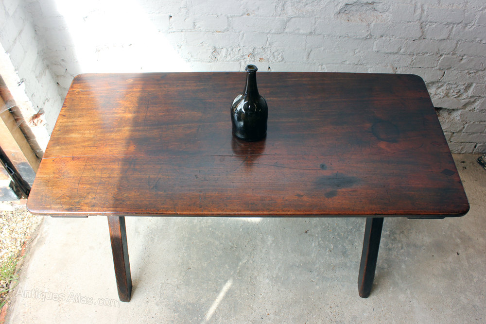 A Superb C.1800 English Walnut & Pine Tavern Table Antiques Atlas