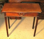 Georgian Mahogany Serpentine Fronted Console Table