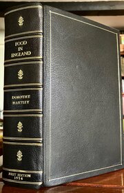 1954 Food In England 1st Ed By Dorothy Hartley