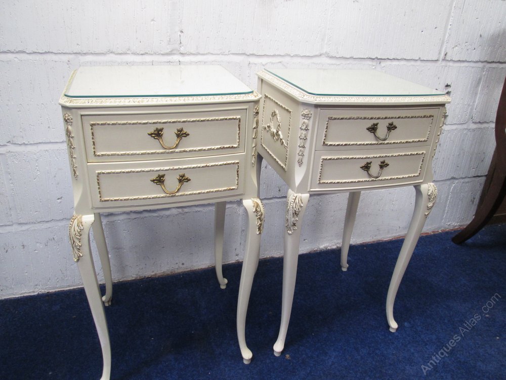 Antiques Atlas Pair Cream Bedside