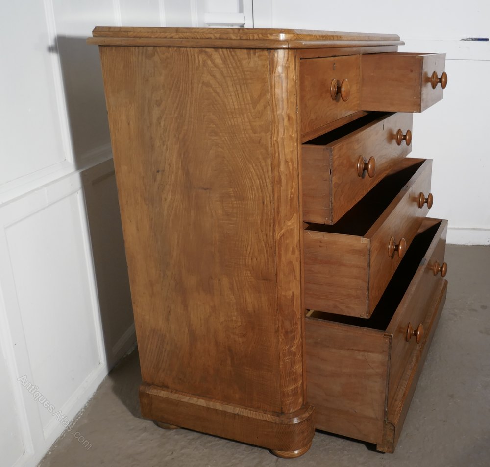 A Large Victorian Burr Ash Chest Of Drawers Antiques Atlas