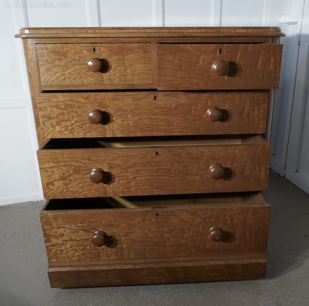 A Large Victorian Burr Ash Chest Of Drawers Antiques Atlas