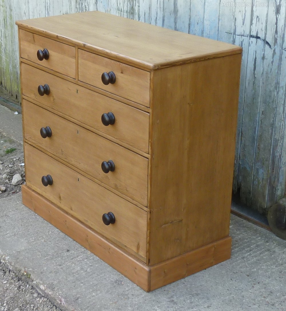 A Large Victorian Pine Chest Of Drawers Antiques Atlas