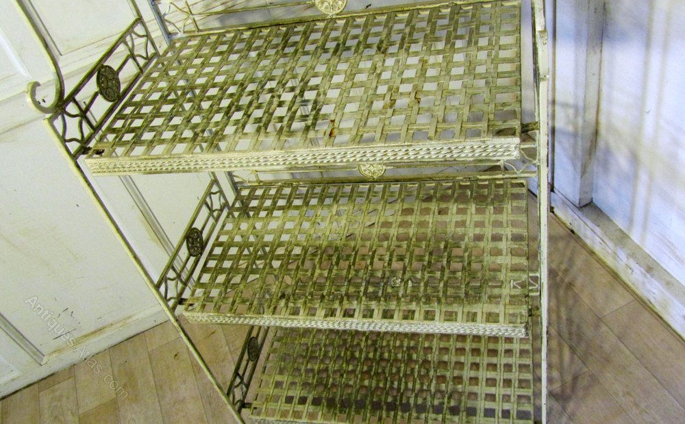 A Shabby Old French Bakers Stand Antiques Atlas