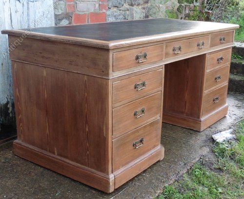 A Very Large Victorian Pitch Pine Desk By Heals Antiques Atlas A Very Large Victorian Pitch Pine Desk