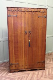 Arts And Crafts Gentleman’s Wardrobe Compactum 