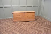 Heavy Quality Pine Carriage Trunk