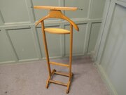 Italian Mid Century Gentleman’s Floor Valet