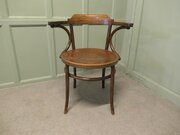 Large Roomy Bentwood Carver Chair