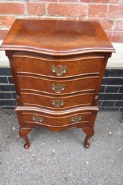 Burr Walnut Chest Of Drawers 