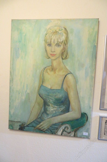 Antiques Atlas - VINTAGE 1960S PORTRAIT OF A LADY