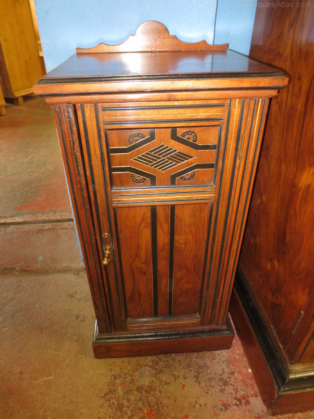 Arts & Crafts Walnut Bedroom Suite Antiques Atlas