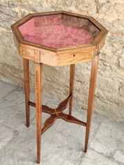 Octagonal Bijouterie Circa 1880