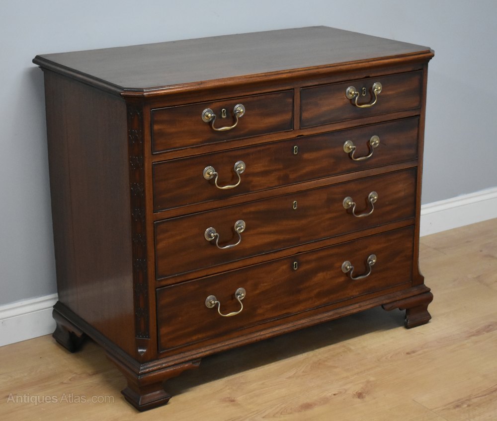 18th Century George Iii Mahogany Chest Of Drawers Antiques Atlas