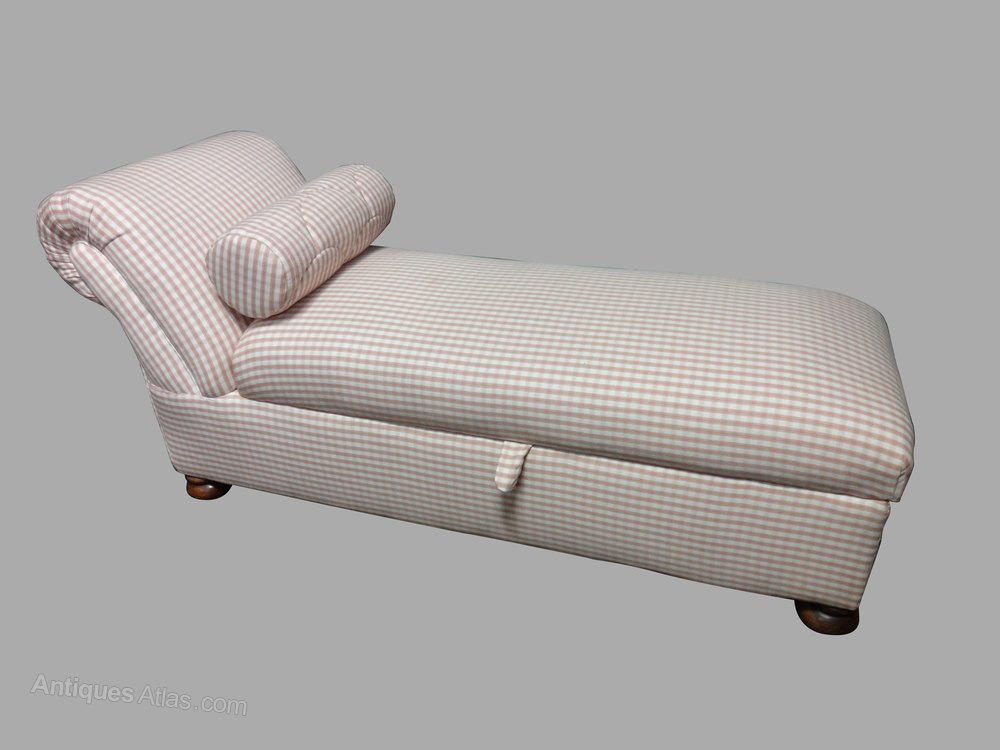 Victorian Upholstered Day Bed Chaise Lounge Antiques Atlas