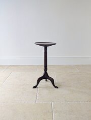 Antique Georgian Mahogany Tripod Wine Table c1800