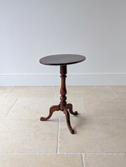 Georgian Mahogany Oval Tilt-Top Tripod Wine Table