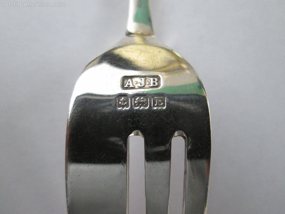 Antiques Atlas Silver Cake Forks (Cased)