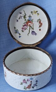 18th Century Round Enamel Box 