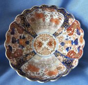 A Small Fine Quality Imari Bowl Painted By Fukagawa