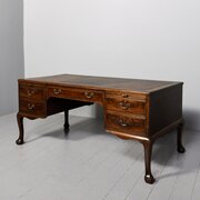 Mahogany Desk By Whytock & Reid Of Edinburgh