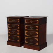 Mahogany Neat-size Chest Of Drawers / Bedside Locker