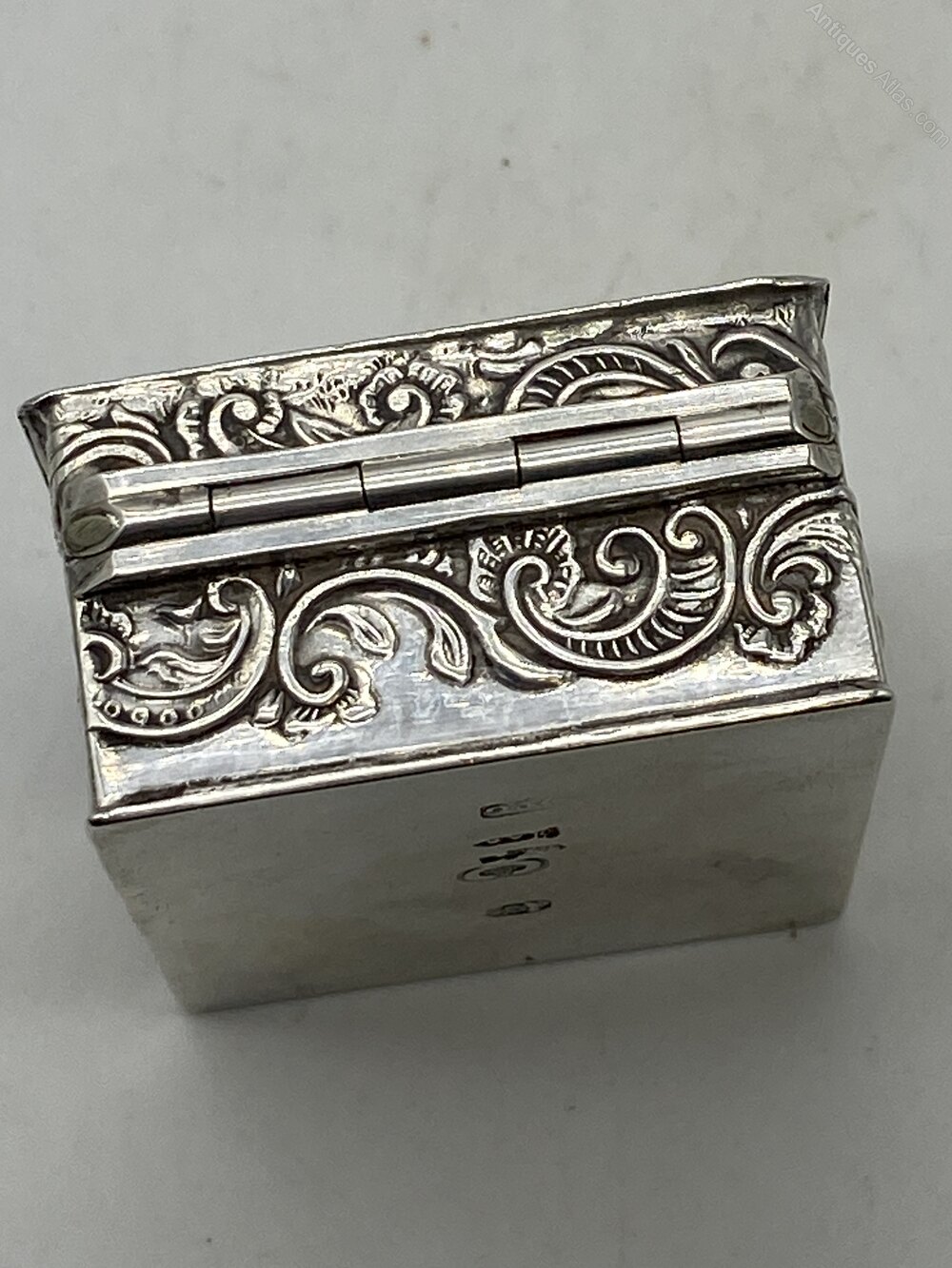 Antiques Atlas - Silver Repousse Box. Imp Mark Ldn 1891