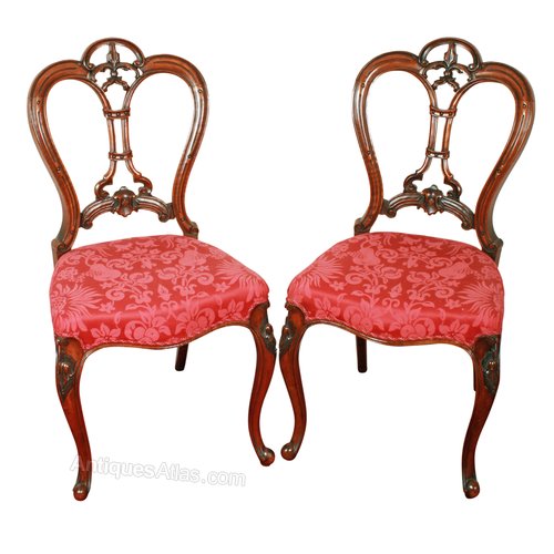 Pair Of Victorian Carved Walnut Chairs - Antiques Atlas