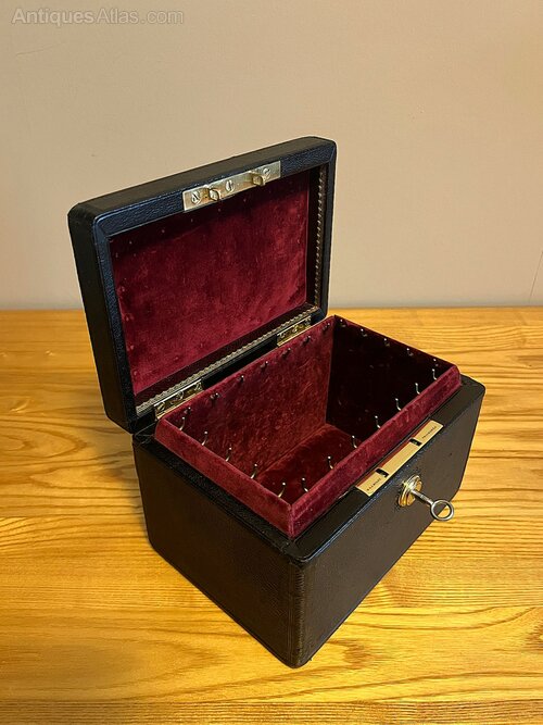 Antiques Atlas - Victorian Leather Key Box – W & J Milne, Edinburgh ...