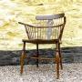 Mid-19thC comb-back windsor chair in ash and elm